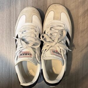 Adidas Sambas